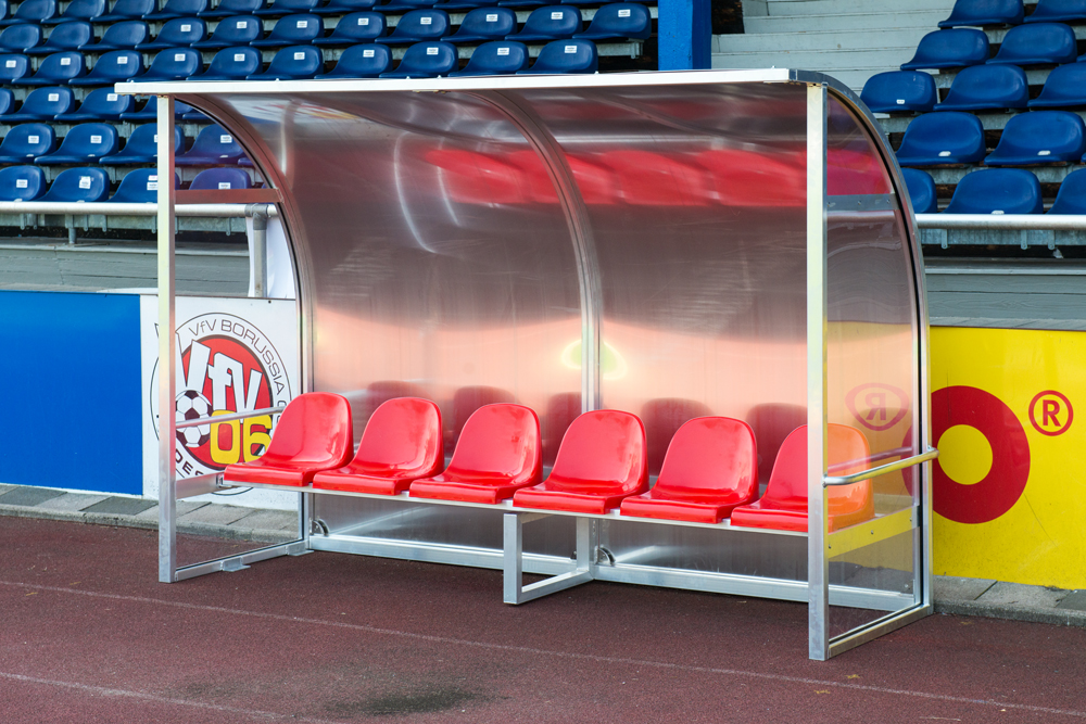 Spielerkabine Eurochamp Poly-Rückwand (Bausatz) Spielerkabine Eurochamp Poly-Rückwand (Bausatz)